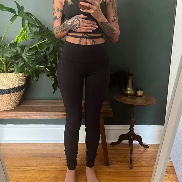 ALO YOGA black long ribbed leggings - Picture 2 of 6